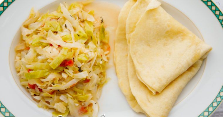 Stir Fry Cabbage and Tomatoes (stewed cabbage and tomatoes)