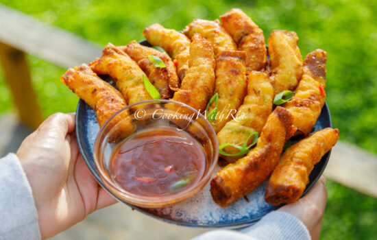 Shrimp Wontons Sticks with a Sweet & Spicy Dipping Sauce