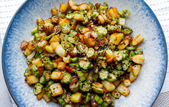 Fried Okra and Potatoes (Fry Ochro and Aloo)