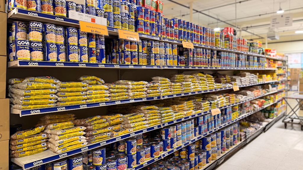 West-Indian-Supermarket-Canned-goods-Dried-Beans-and-Peas