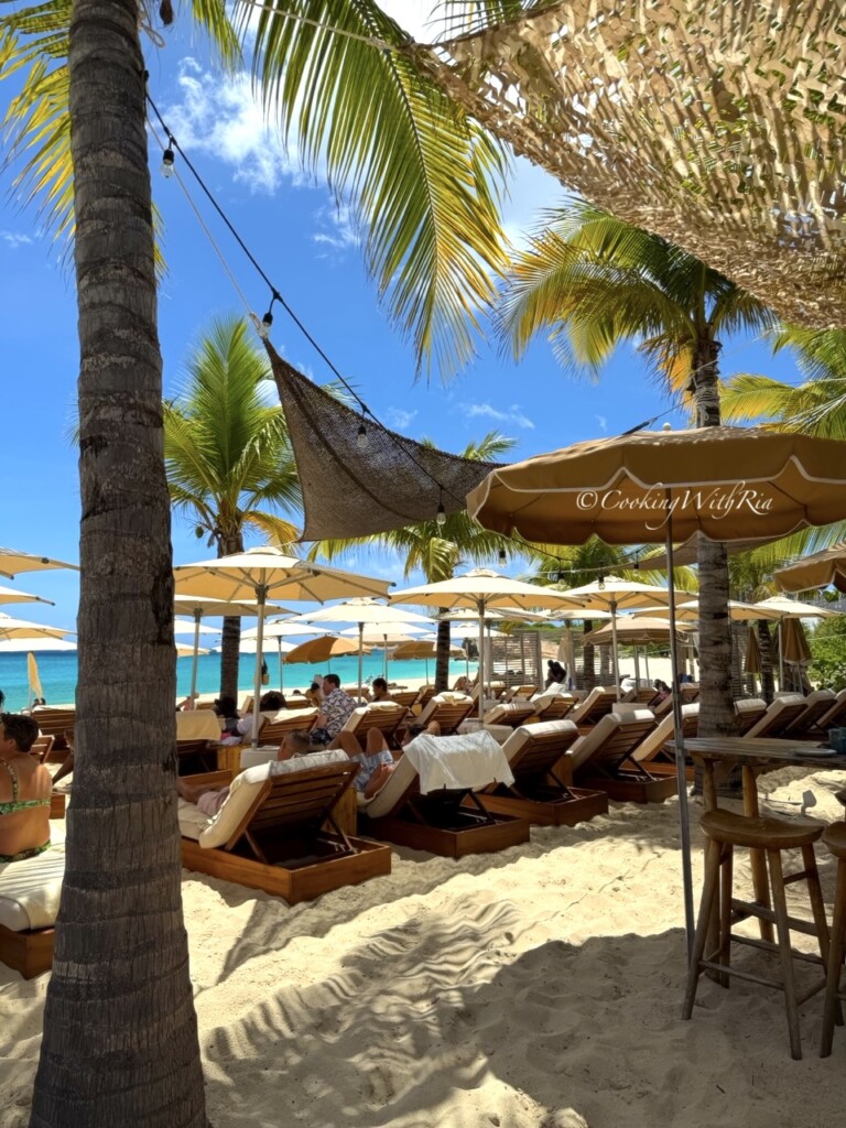 Sint-Maarten-Kalatua-Mullet-Bay-View.