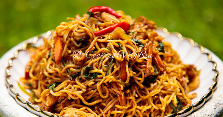 Close-up of homemade Easy Spicy Chow Mein Recipe with chewy noodles and fresh vegetables